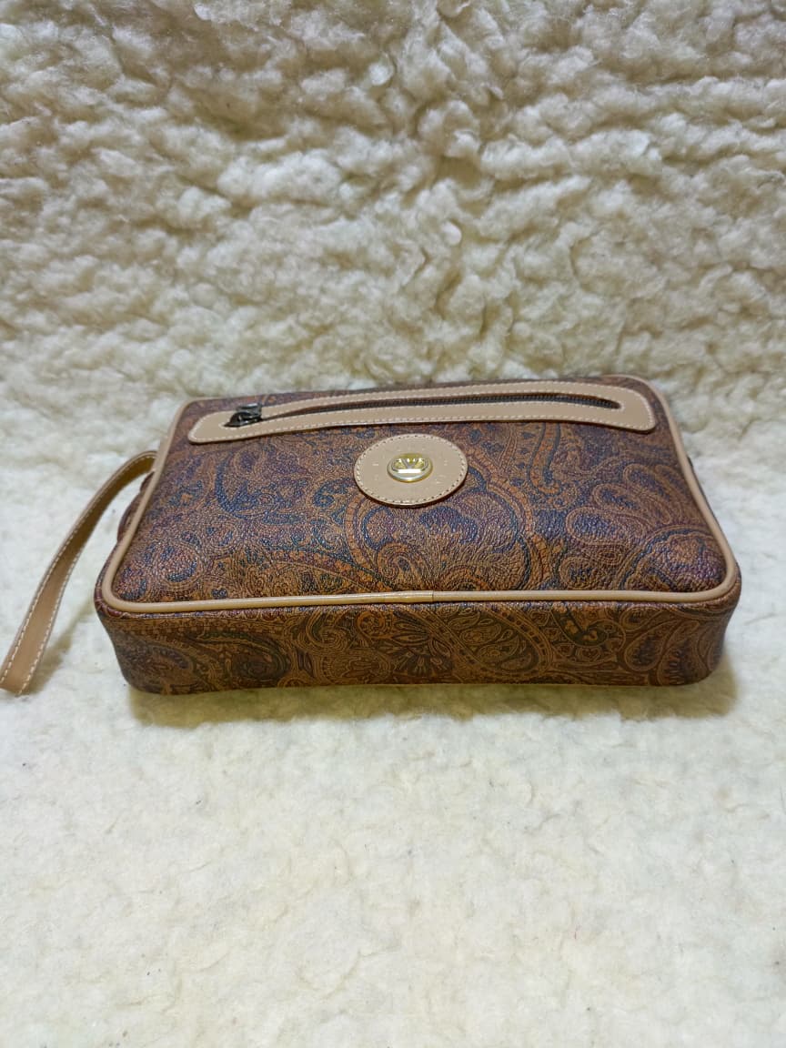 VALENTINO GARAVANI Unisex wrist pouch with dust bag | Pre-Loved