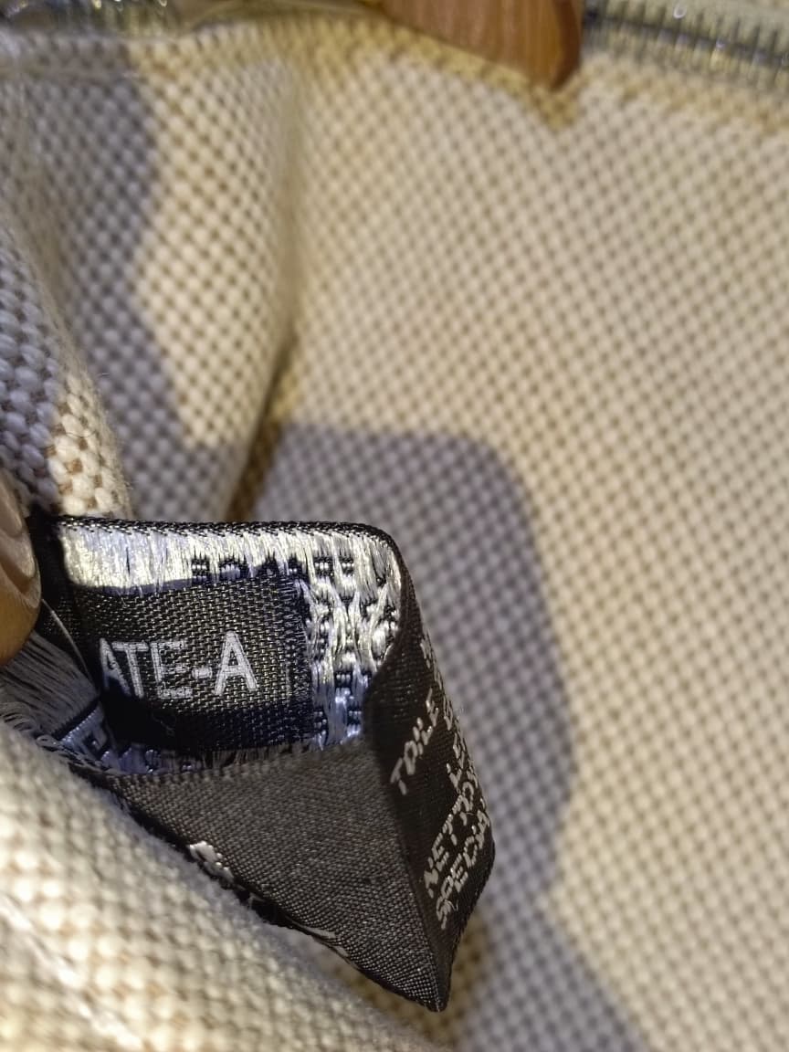 Hermès Fourre Tout PM – Beige Canvas Tote | | Pre-Loved