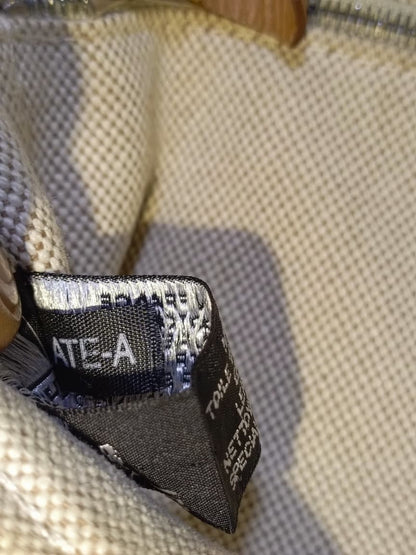 Hermès Fourre Tout PM – Beige Canvas Tote | | Pre-Loved