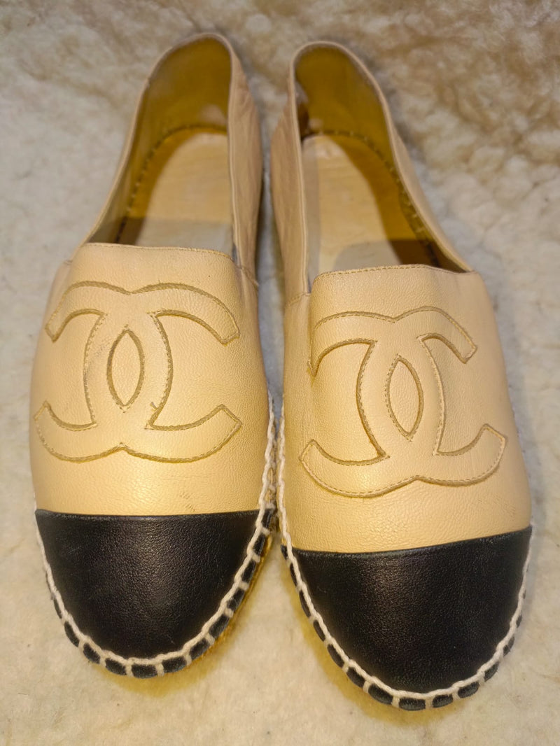 Chanel Size 36 Espadrilles Lambskin Beige/Black Shoes | Pre-Loved