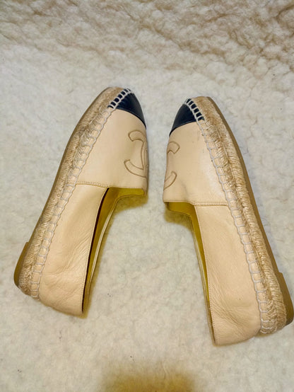 Chanel Size 36 Espadrilles Lambskin Beige/Black Shoes | Pre-Loved