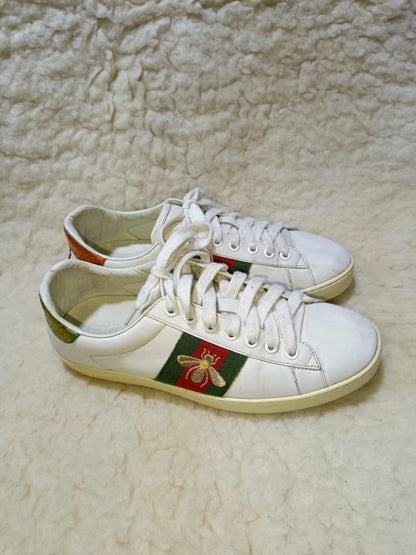 Gucci Ace White Leather Bee Sneakers with Web Stripe – Size 6 | Pre-Loved