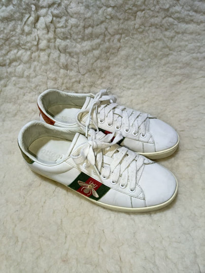 Gucci Ace White Leather Bee Sneakers with Web Stripe – Size 6 | Pre-Loved