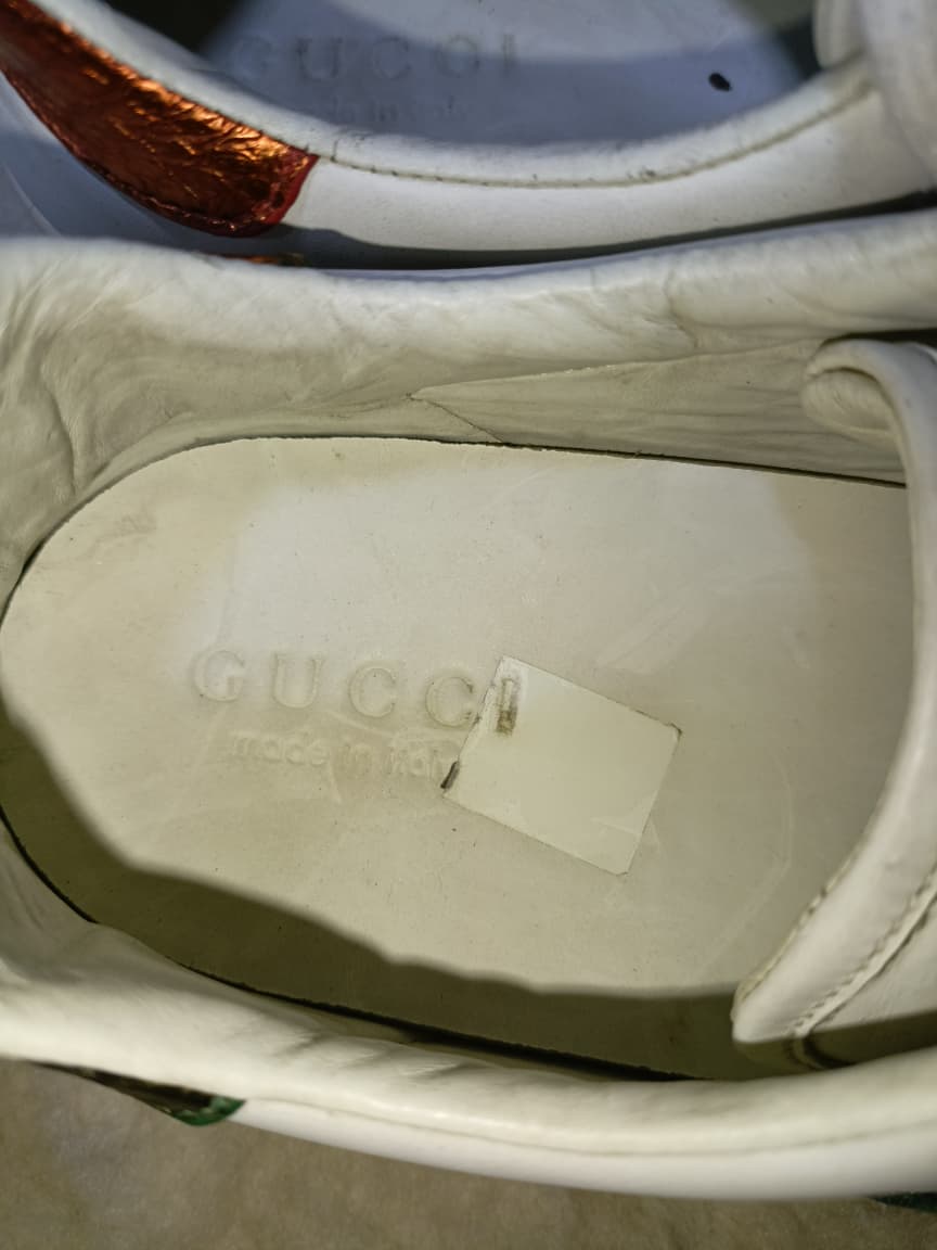 Gucci Ace White Leather Bee Sneakers with Web Stripe – Size 6 | Pre-Loved