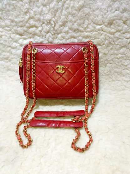 Chanel Red Quilted Leather  Shoulder Bag | Pre-Loved