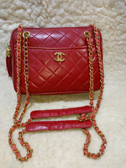 Chanel Red Quilted Leather  Shoulder Bag | Pre-Loved