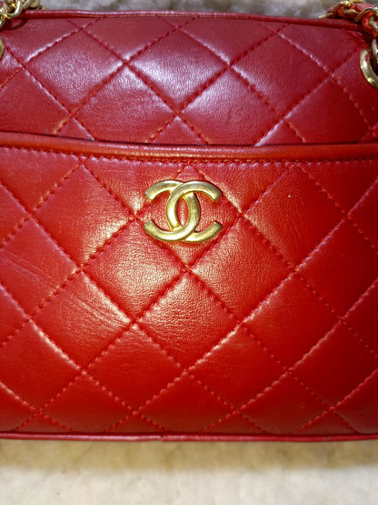 Chanel Red Quilted Leather  Shoulder Bag | Pre-Loved