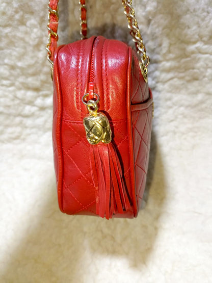Chanel Red Quilted Leather  Shoulder Bag | Pre-Loved