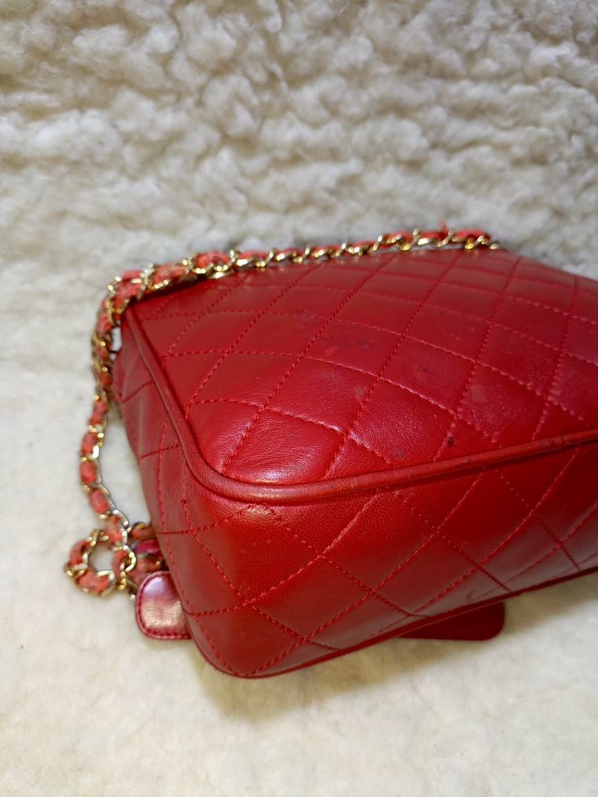 Chanel Red Quilted Leather  Shoulder Bag | Pre-Loved