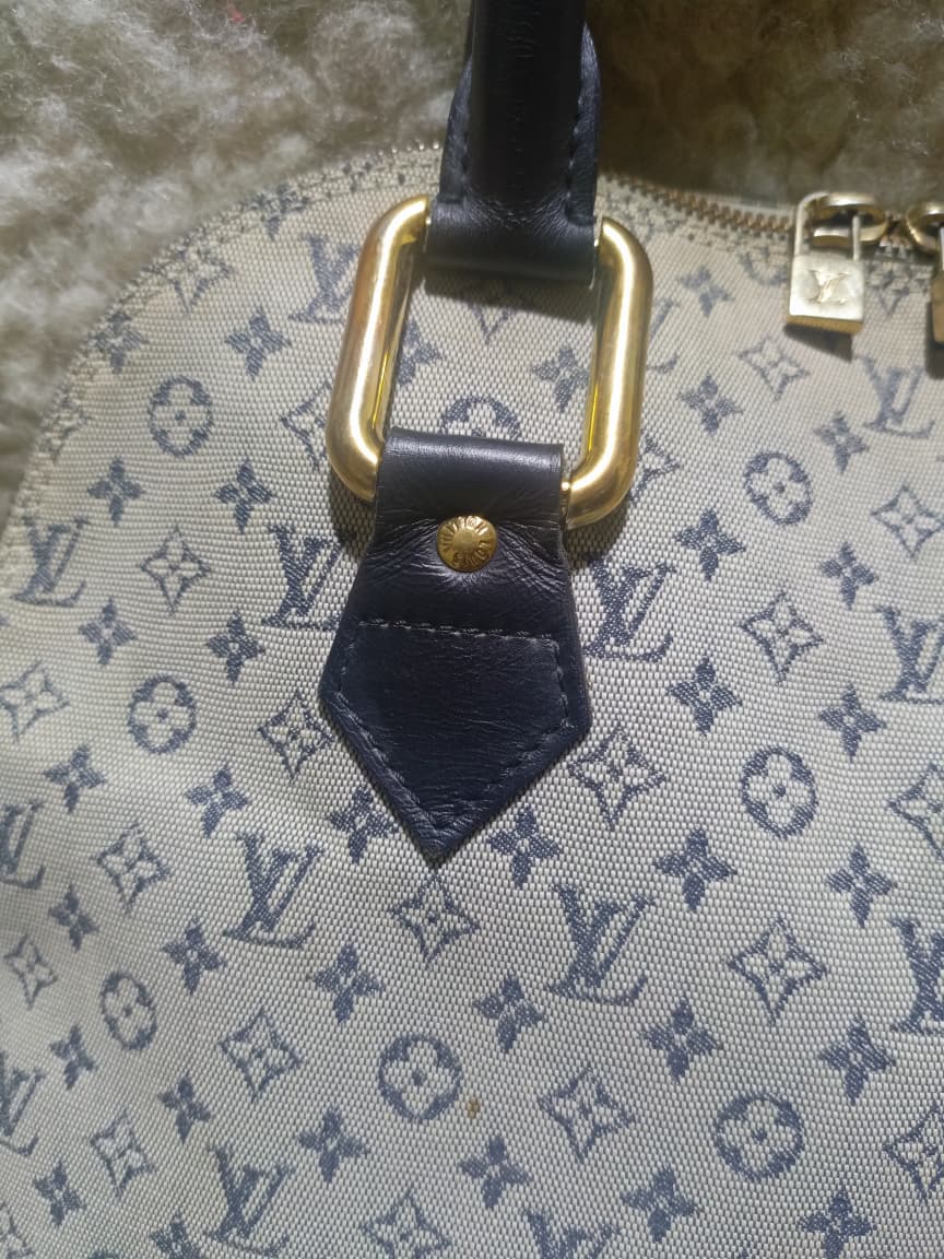 Louis Vuitton Tote in Navy | Pre-Loved