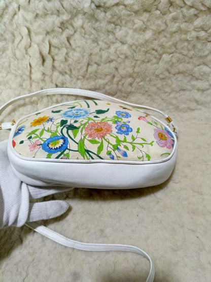 Gucci Flora Print White Leather Crossbody Bag | Pre-Loved