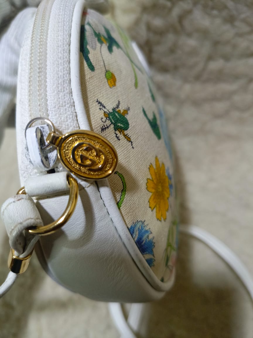 Gucci Flora Print White Leather Crossbody Bag | Pre-Loved
