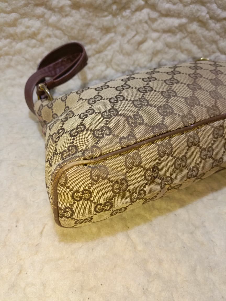 Gucci GG Canvas Shoulder Bag |  Pre-Loved