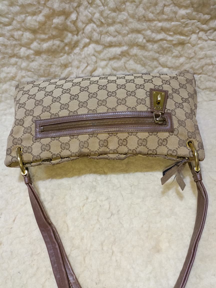 Gucci GG Canvas Shoulder Bag |  Pre-Loved