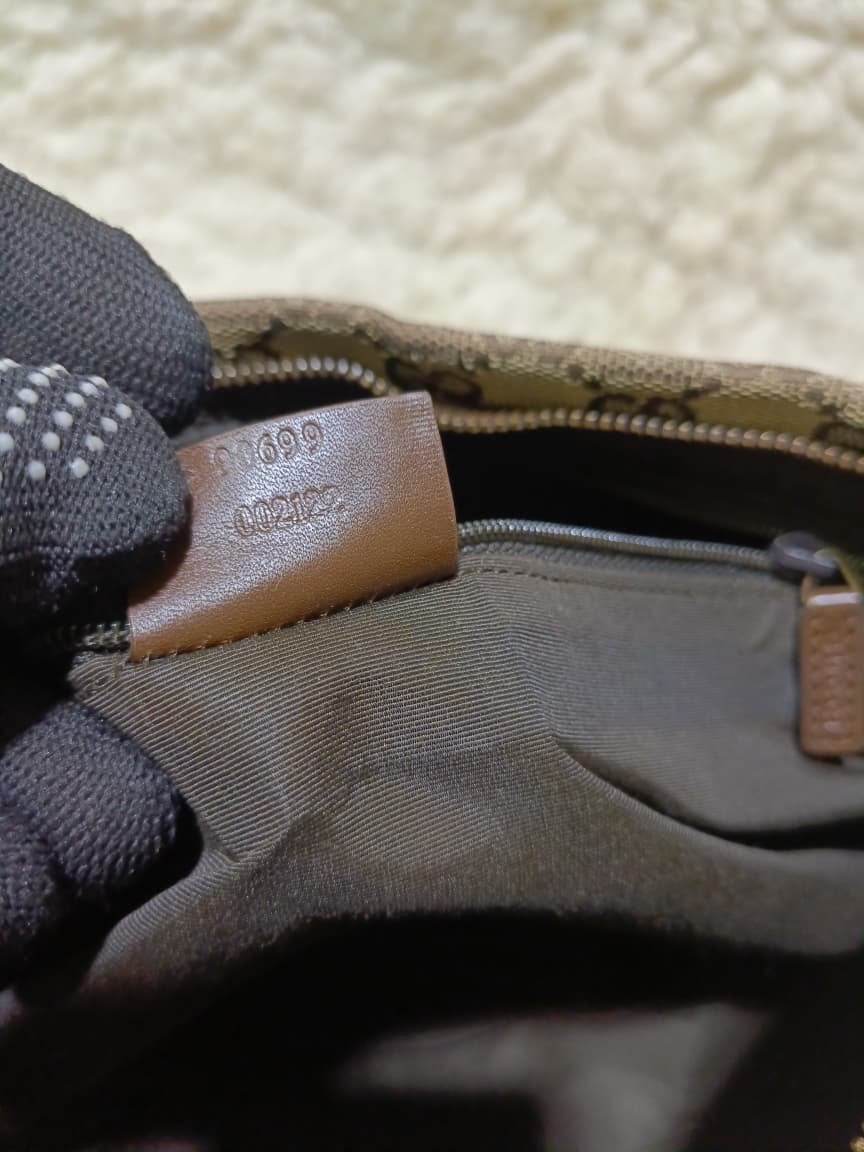 Gucci GG Canvas Shoulder Bag |  Pre-Loved