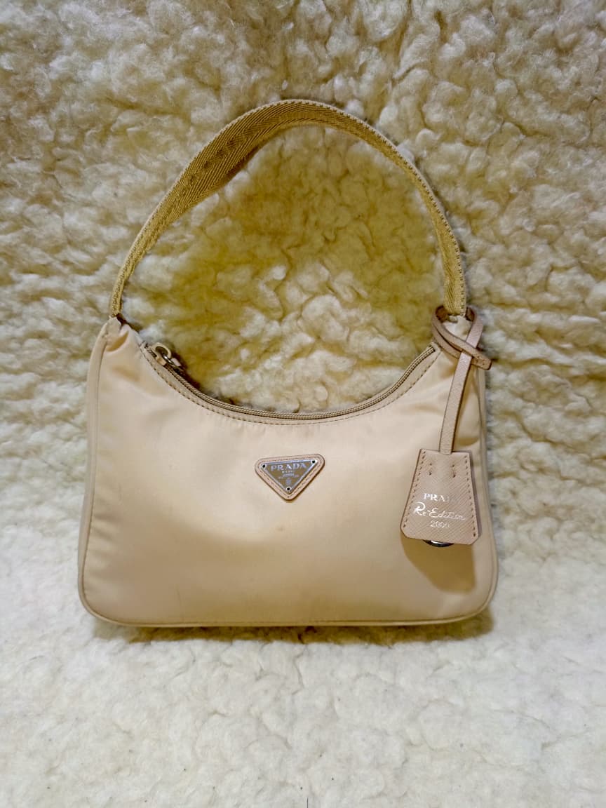 Prada Re-Edition 2000 Nylon Shoulder Bag |  Pre-Loved