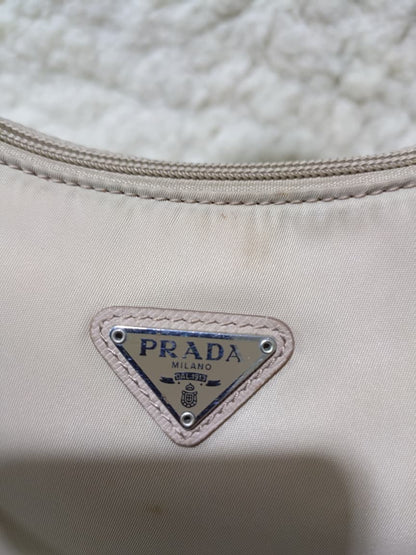 Prada Re-Edition 2000 Nylon Shoulder Bag |  Pre-Loved