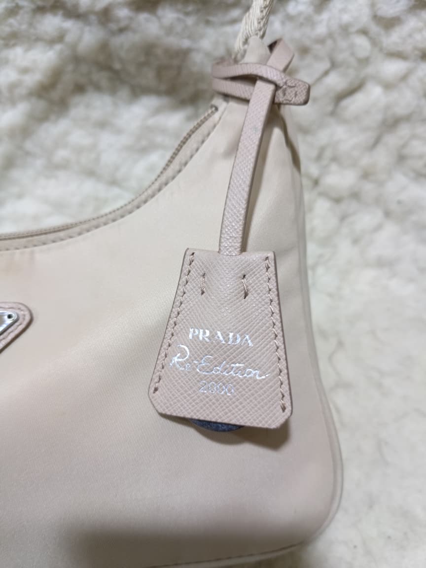 Prada Re-Edition 2000 Nylon Shoulder Bag |  Pre-Loved