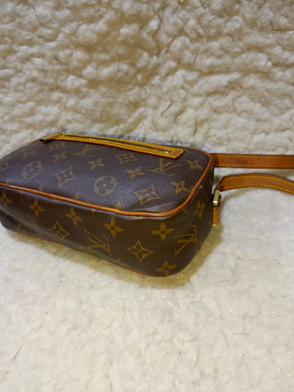 Louis Vuitton Pochette Crossbody Bag |  Pre-Loved