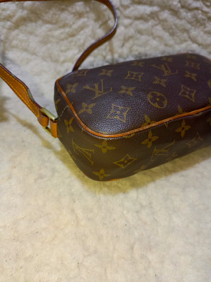 Louis Vuitton Pochette Crossbody Bag |  Pre-Loved