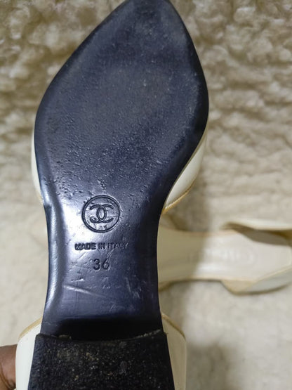 Chanel Two-Tone Flats – Size 36 | Pre-Loved