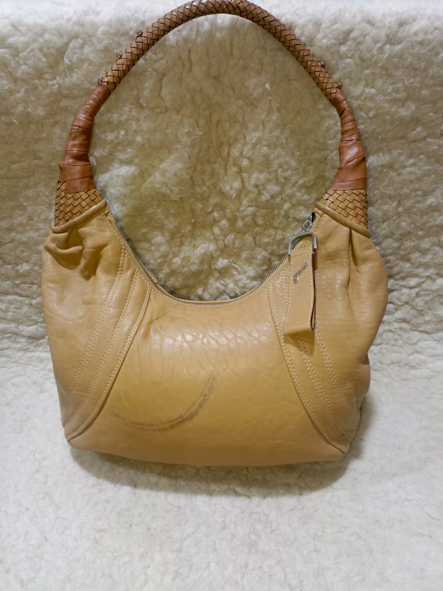 Fendi Beige Shoulder Hobo Bag | Pre-Loved