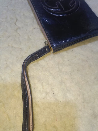 Gucci Black  Leather  Pouch | Pre-Loved