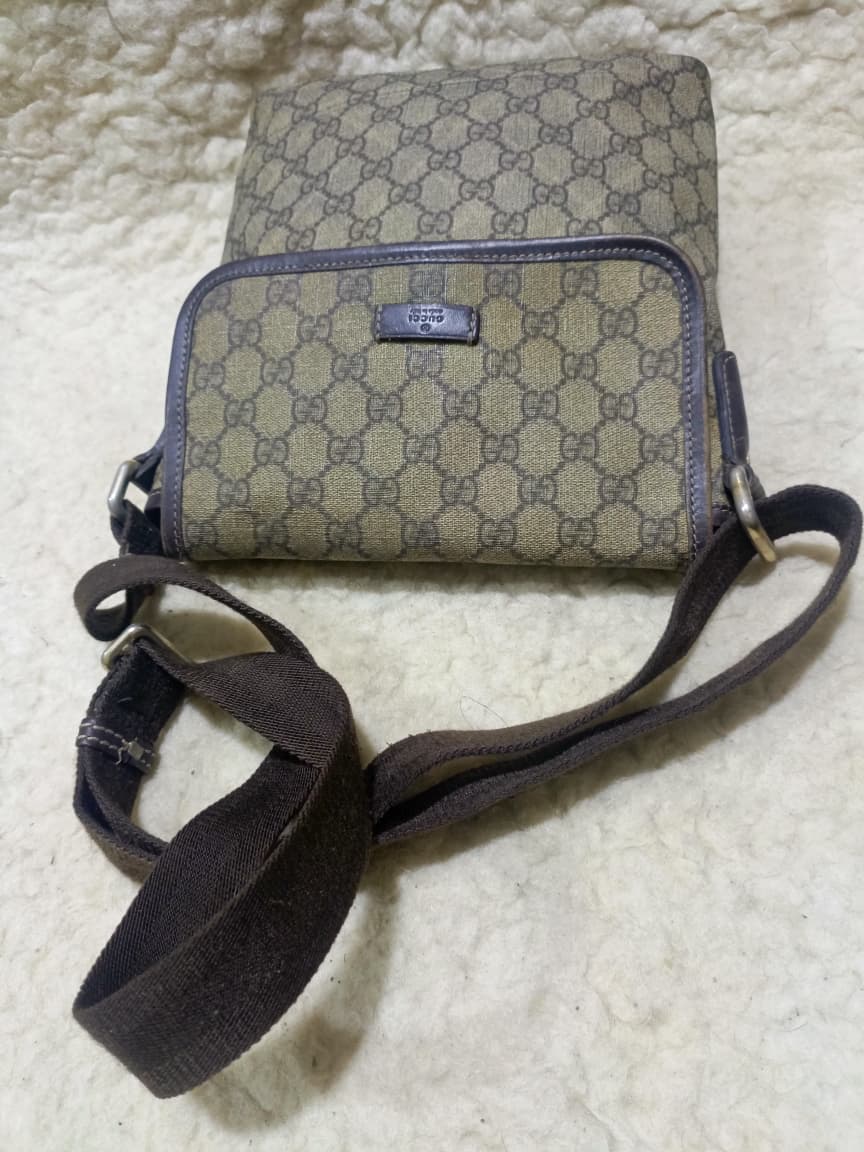 Gucci GG Canvas Crossbody Bag | Pre-Loved