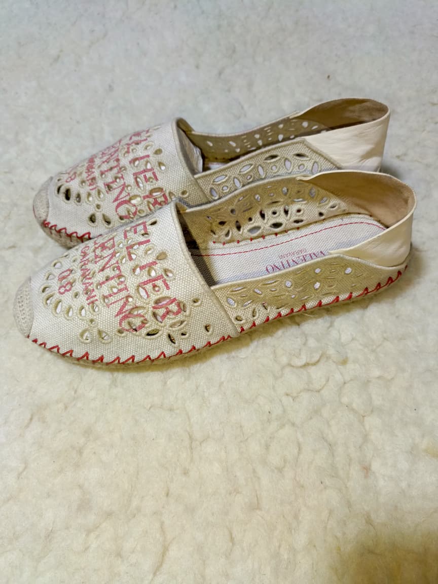 Valentino Flats with Red Logo Print – Size EU 39 | Pre-Loved