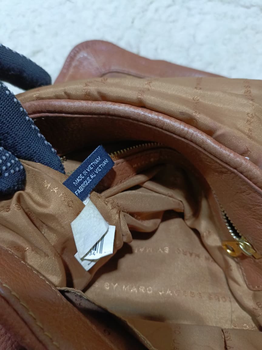 Marc Jacobs Crossbody Bag | Pre-Loved