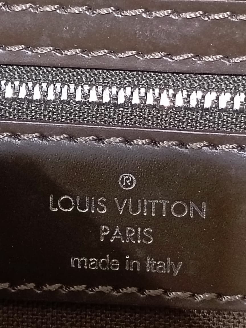 LV Taiga Leather Messenger Bag | Authentic