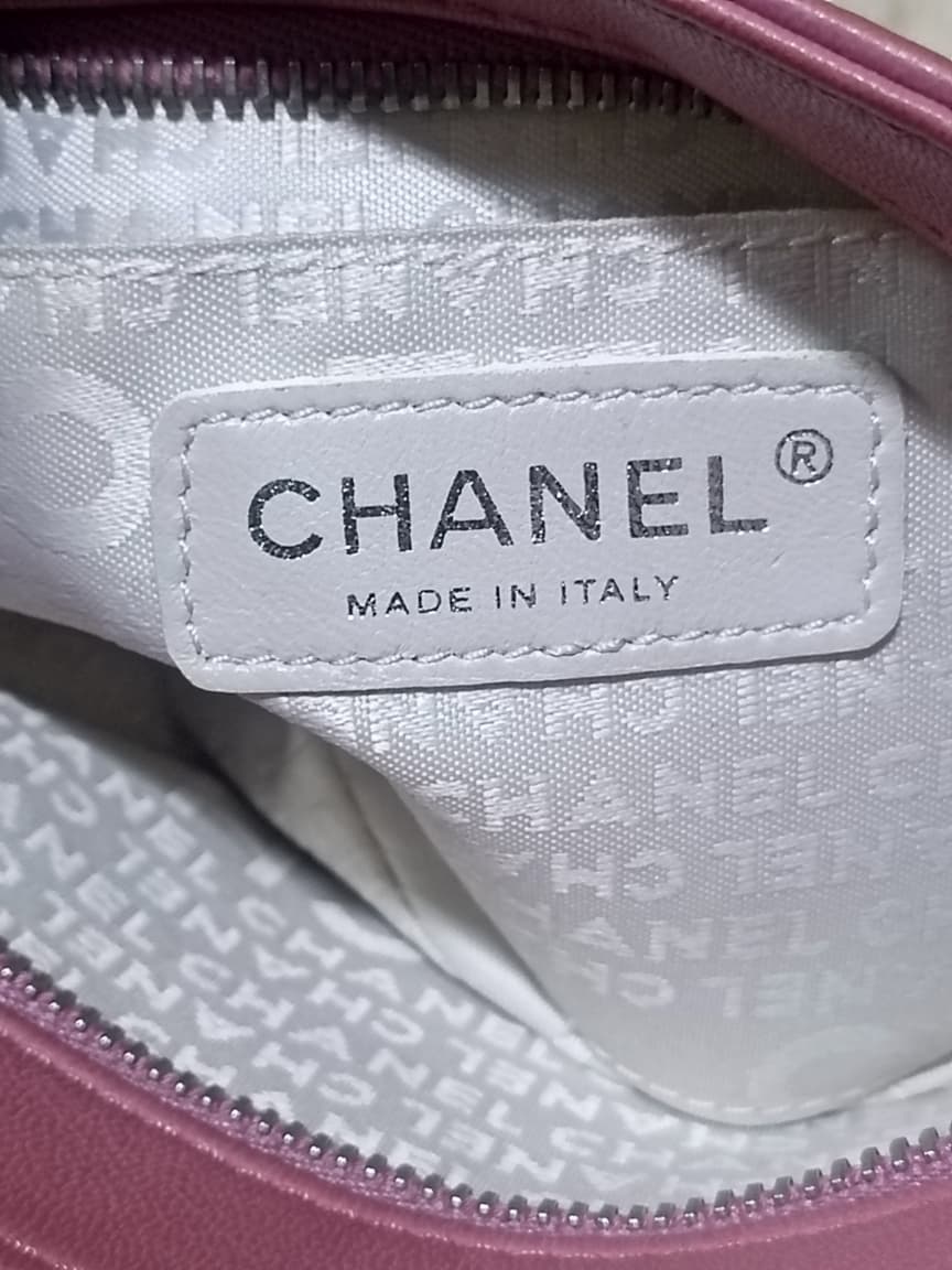 Pink Leather Chain Shoulder Bag with Embossed CC Logo | Authentic