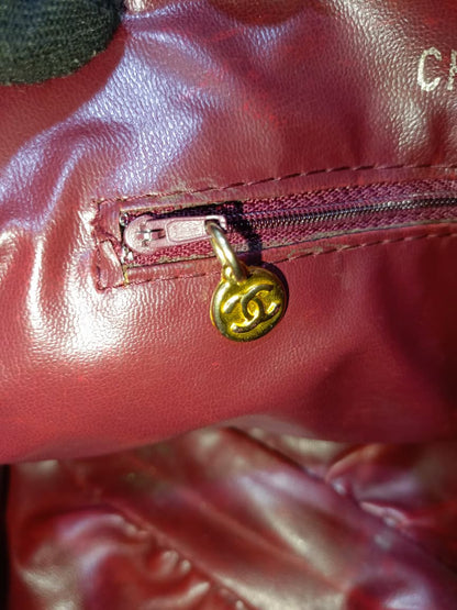 Black Quilted Lambskin Leather Crossbody Bag Gold Chain