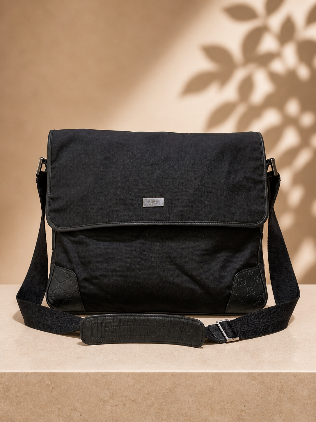 Gucci Black Nylon GG Messenger Bag – Made in Italy | Pre-Loved