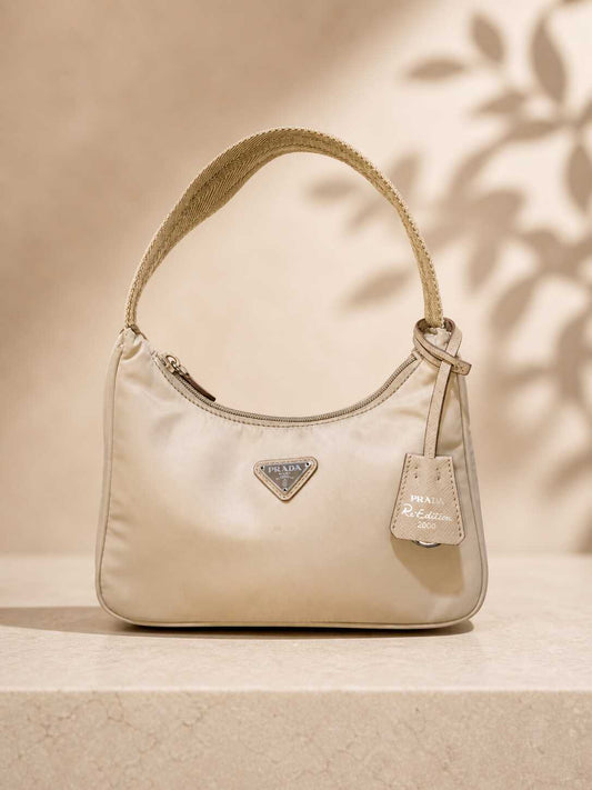 Prada Re-Edition 2000 Nylon Shoulder Bag |  Pre-Loved